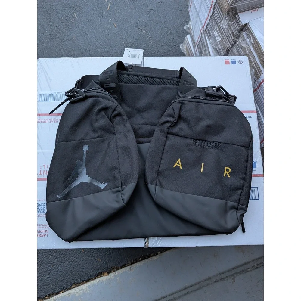 NEW Nike Air Jordan Duffel Bag Black Gold Jumpman Shoe Garage Sports Gym Bag